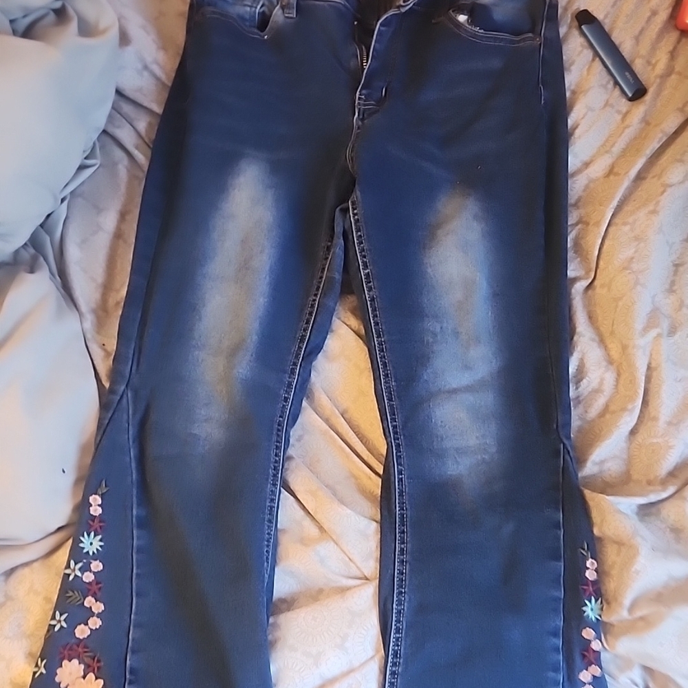 Women's Blue Floral Embroidered Jeans